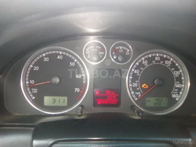 Volkswagen Passat 2004, 189,856 km - 1.8 l - Sumqayıt