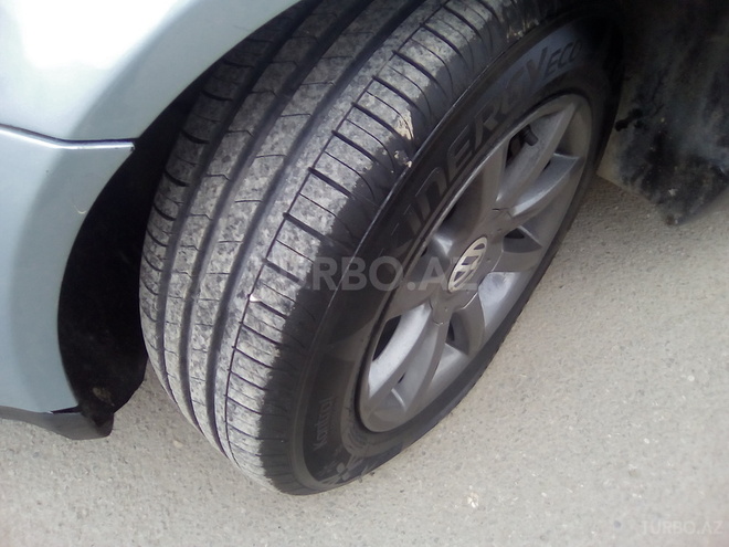 Volkswagen Passat 2004, 189,856 km - 1.8 l - Sumqayıt