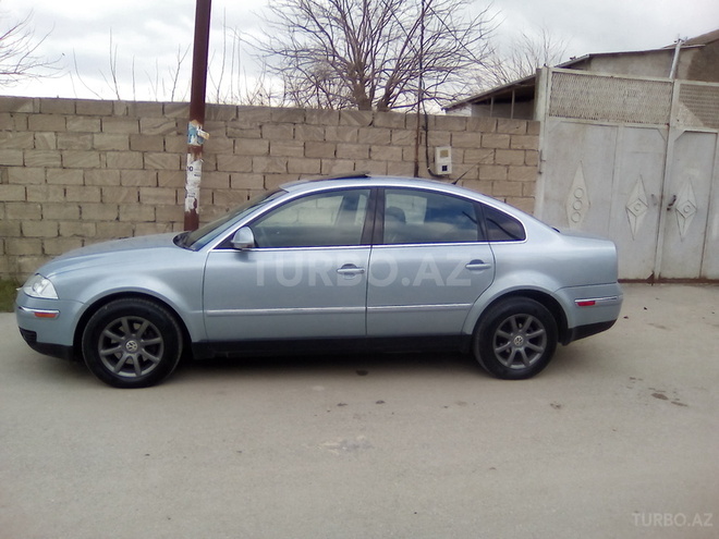 Volkswagen Passat 2004, 189,856 km - 1.8 l - Sumqayıt