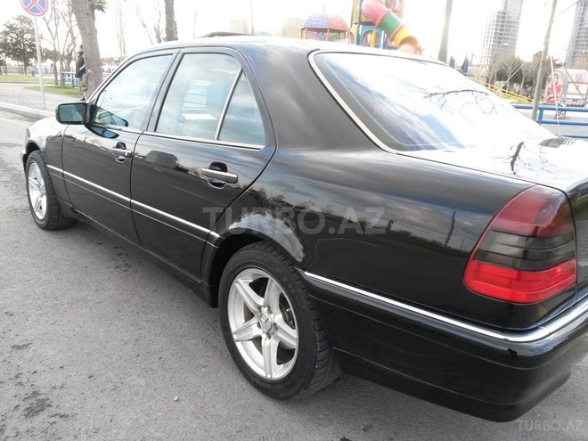 Mercedes C 230 1999, 185,000 km - 2.3 l - Bakı