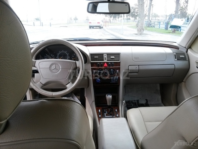 Mercedes C 230 1999, 185,000 km - 2.3 l - Bakı