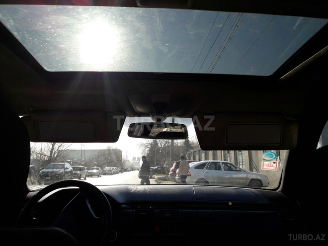 Mercedes E 300 1998, 350,000 km - 3.0 л - Sumqayıt