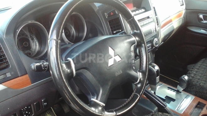 Mitsubishi Pajero 2007, 109,000 km - 3.0 l - Bakı