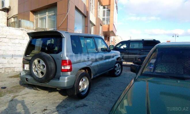 Mitsubishi Pajero io 2000, 150,000 km - 1.9 l - Bakı