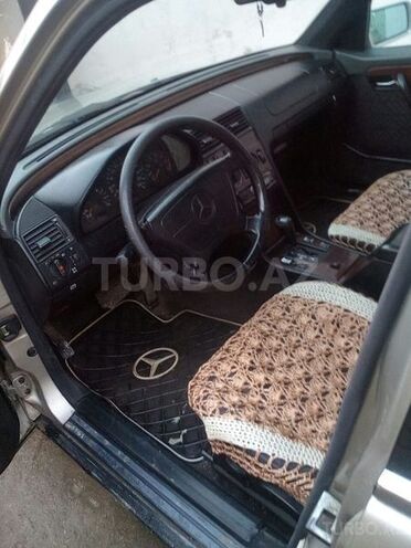 Mercedes C 180 1995, 298,512 km - 1.8 l - Bakı