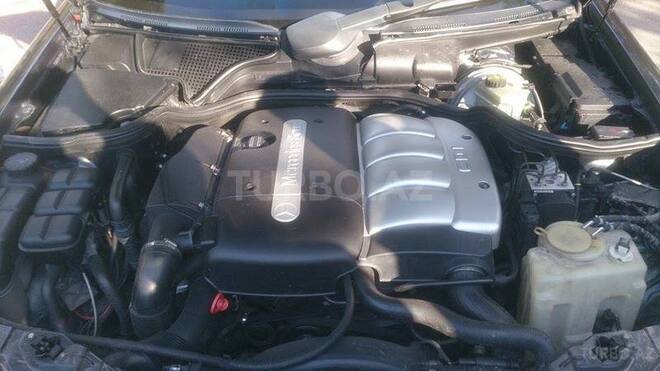 Mercedes E 220 2000, 320,000 km - 2.2 л - Sumqayıt