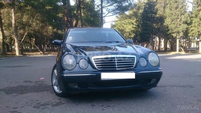 Mercedes E 220 2000, 320,000 km - 2.2 л - Sumqayıt