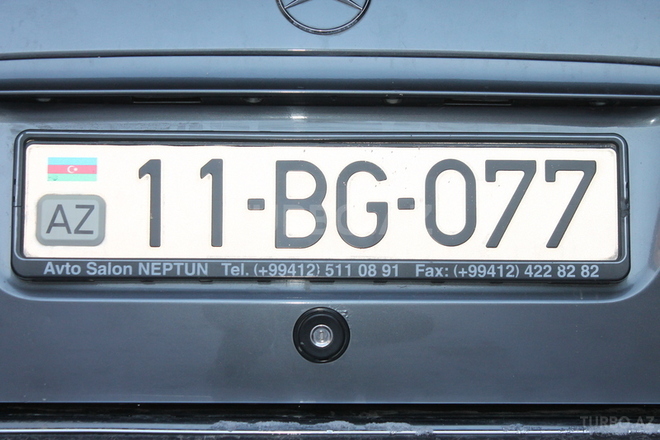 Mercedes E 230 1995, 37,270 km - 2.7 l - Beyləqan
