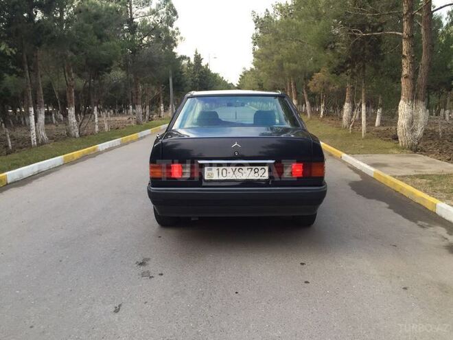 Mercedes 190 1991, 280,000 km - 1.8 l - Sumqayıt