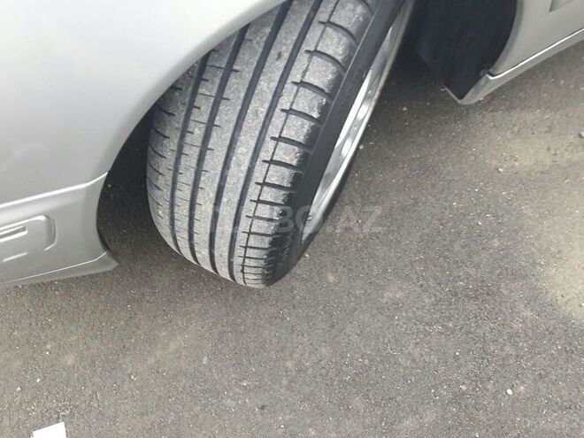 Mercedes E 240 2001, 231,000 km - 2.6 l - Bakı