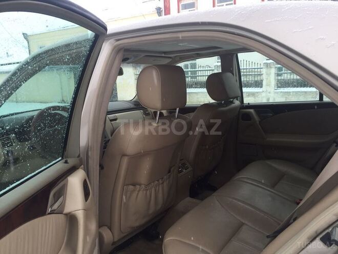 Mercedes E 320 1999, 192,000 km - 3.2 л - Quba