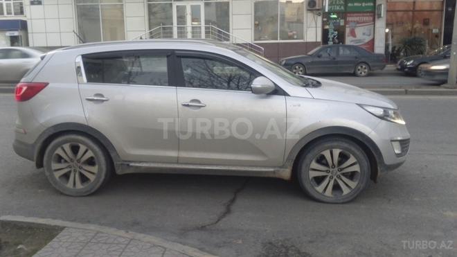 Kia Sportage 2011, 109,000 km - 2.4 l - Bakı