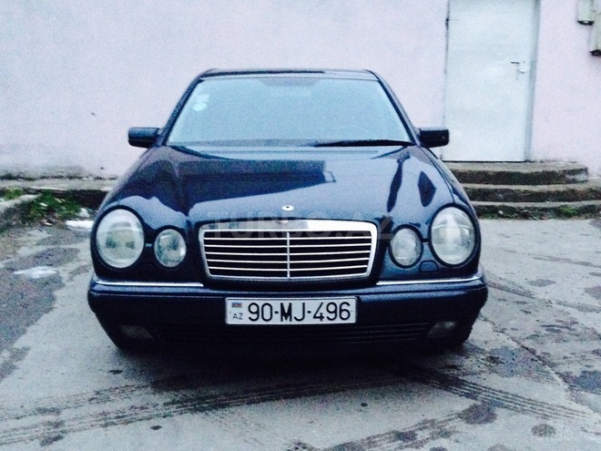 Mercedes E 240 1998, 236,000 km - 2.4 l - Bakı