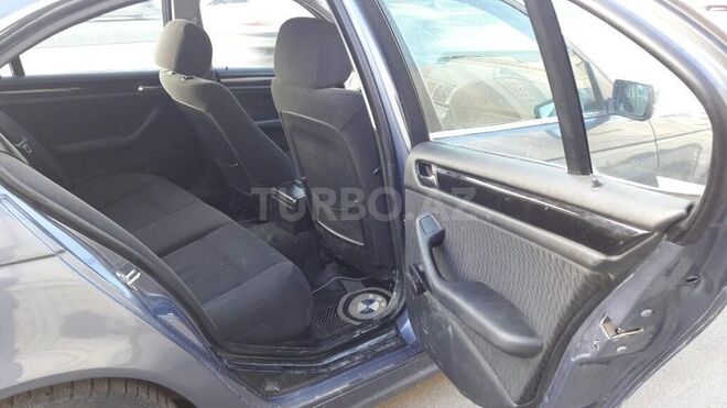 BMW 323 1999, 256,500 km - 2.5 l - Bakı