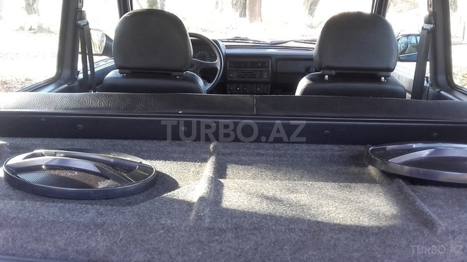 LADA (VAZ) Niva 2015, 45,000 km - 1.7 л - Xudat