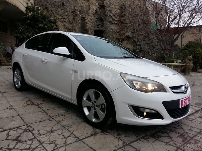 Opel Astra 2013, 49,200 km - 1.4 l - Bakı