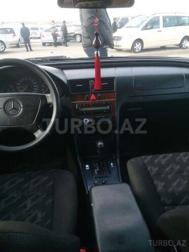 Mercedes C 180 1996, 300,000 km - 1.8 л - Bakı