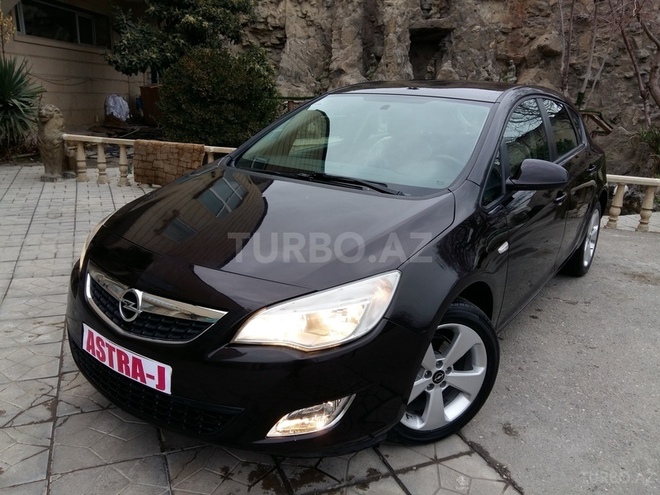 Opel Astra 2012, 50,200 km - 1.4 l - Bakı