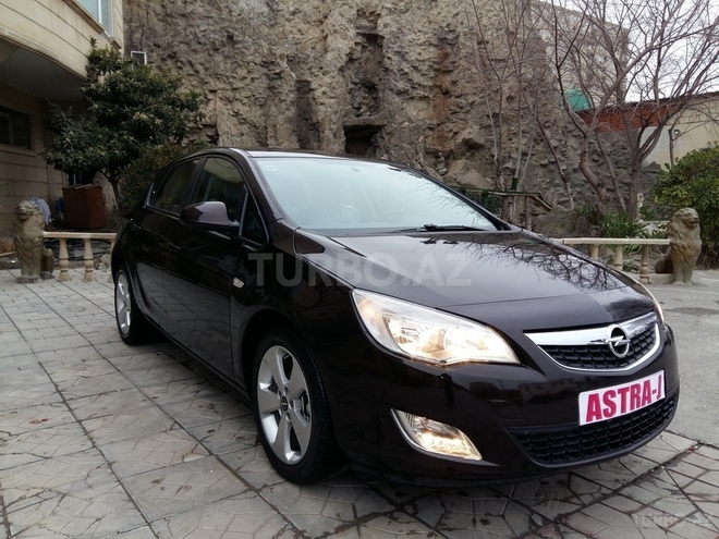 Opel Astra 2012, 50,200 km - 1.4 l - Bakı