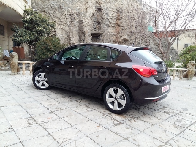 Opel Astra 2012, 50,200 km - 1.4 l - Bakı
