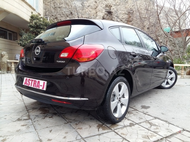 Opel Astra 2012, 50,200 km - 1.4 l - Bakı