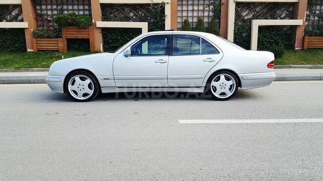 Mercedes E 320 2000, 265,000 km - 3.2 l - Bakı