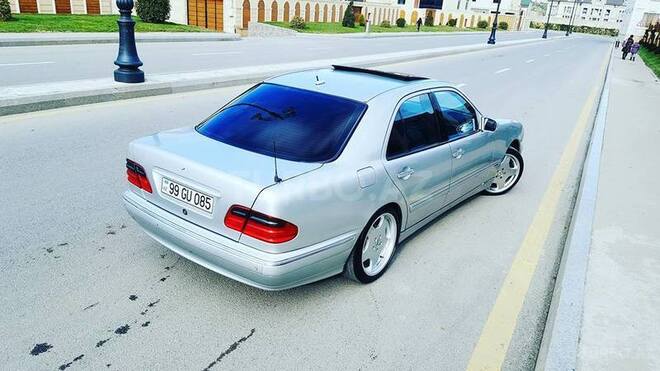 Mercedes E 320 2000, 265,000 km - 3.2 l - Bakı