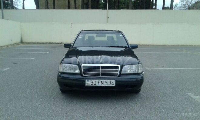 Mercedes C 200 1995, 240,000 km - 2.0 l - Sumqayıt