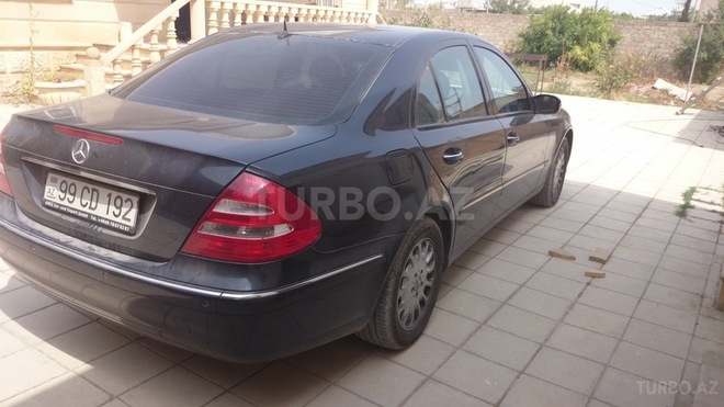 Mercedes E 240 2004, 186,000 km - 2.6 l - Bakı