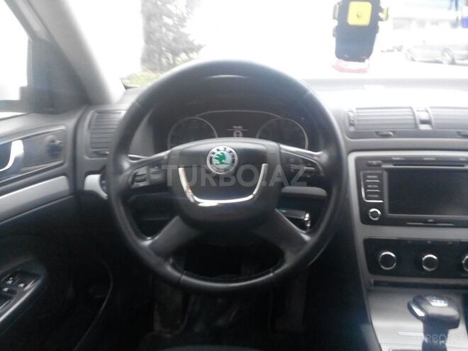 Skoda Octavia 2012, 274,000 km - 1.2 l - Bakı