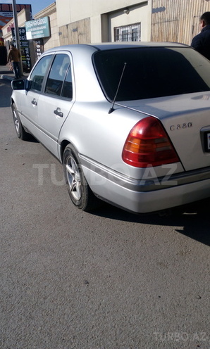 Mercedes C 220 1995, 400,000 km - 2.2 l - Bakı