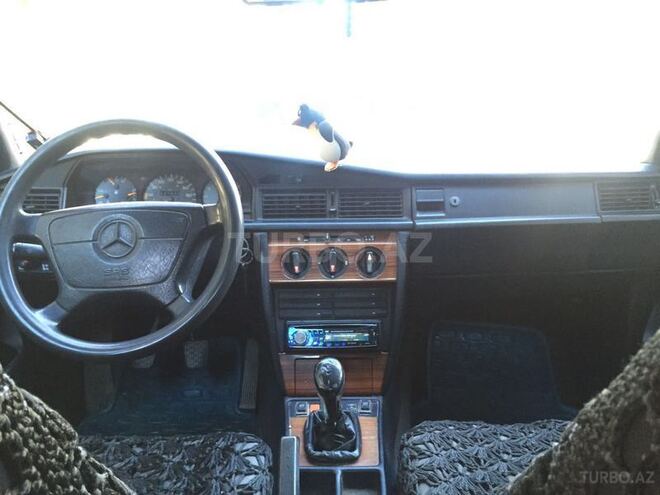 Mercedes 190 1992, 327,000 km - 2.0 l - Sumqayıt