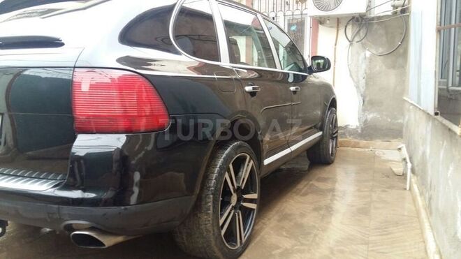 Porsche Cayenne 2004, 153,000 km - 4.5 l - Bakı