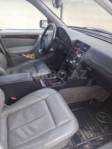 Mercedes C 240 2000, 323,000 km - 2.4 л - Bakı