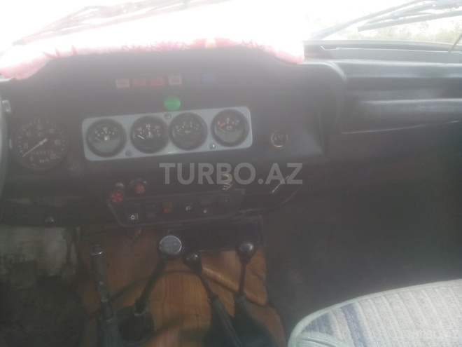 UAZ 31514 1996, 78,000 km - 2.4 l - Qusar