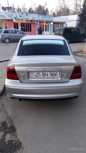 Opel Vectra 2000, 230,000 km - 1.6 l - Mingəçevir
