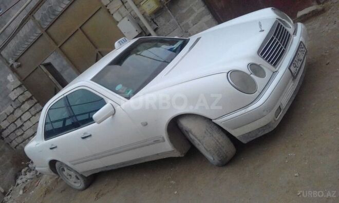 Mercedes E 230 1996, 55,668 km - 2.3 l - Bakı
