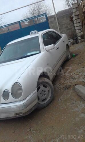 Mercedes E 230 1996, 55,668 km - 2.3 l - Bakı