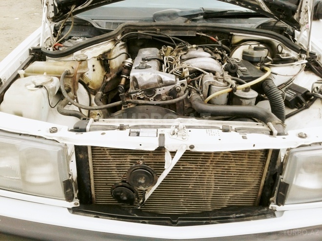 Mercedes 190 1992, 275,000 km - 2.0 l - Bakı