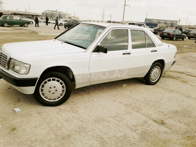 Mercedes 190 1992, 275,000 km - 2.0 l - Bakı