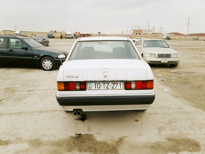 Mercedes 190 1992, 275,000 km - 2.0 l - Bakı