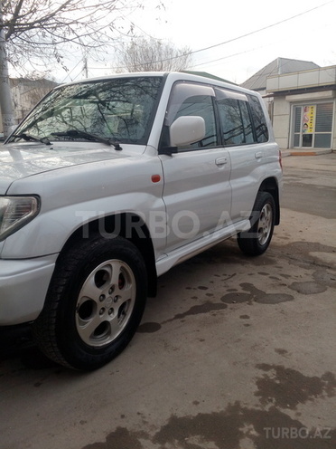 Mitsubishi Pajero io 1999, 23,000 km - 1.8 l - Bakı