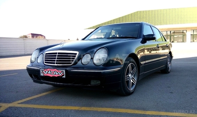 Mercedes E 240 1999, 285,000 km - 2.4 l - Bakı