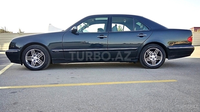 Mercedes E 240 1999, 285,000 km - 2.4 l - Bakı