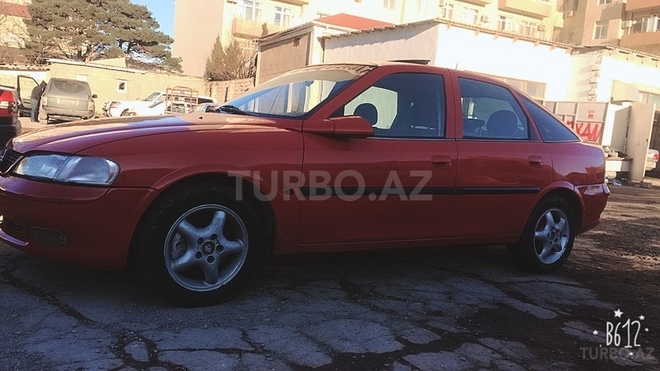 Opel Vectra 1996, 230,000 km - 2.0 l - Bakı