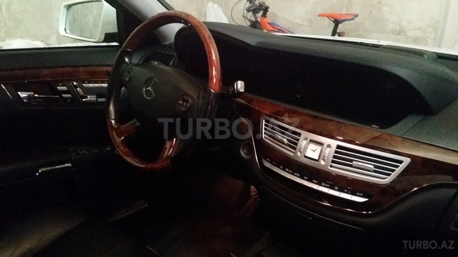Mercedes S 350 2006, 70,500 km - 3.5 l - Bakı