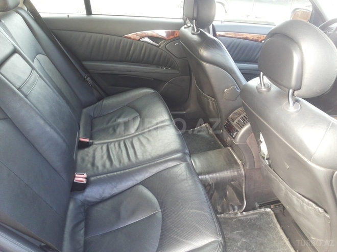Mercedes E 270 2002, 323,000 km - 2.7 л - Bakı