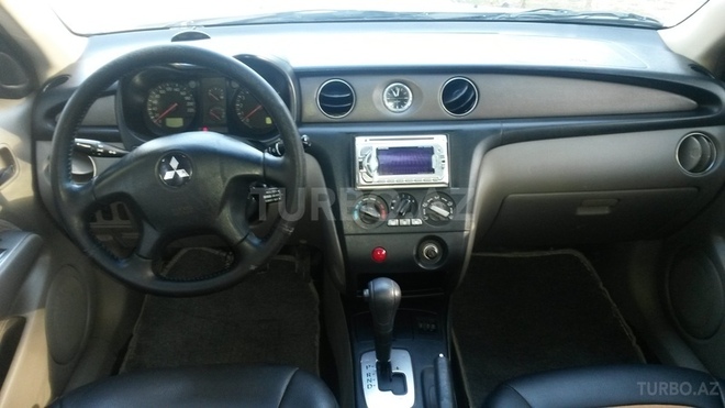 Mitsubishi Outlander 2003, 189,000 km - 2.0 л - Sumqayıt