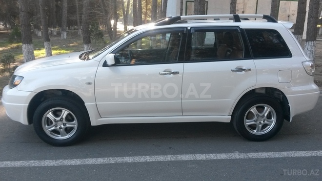 Mitsubishi Outlander 2003, 189,000 km - 2.0 л - Sumqayıt