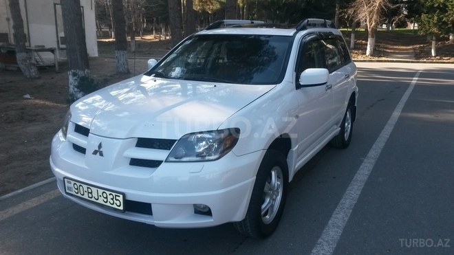 Mitsubishi Outlander 2003, 189,000 km - 2.0 л - Sumqayıt